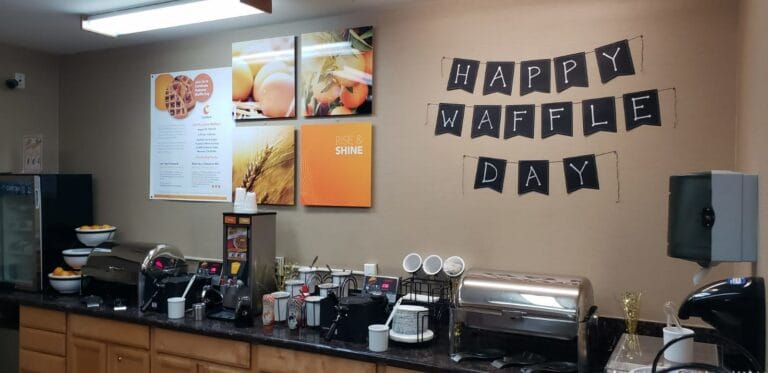 Comfort Hotels Unites Breakfast Lovers for National Waffle Day by Honoring Local Heroes