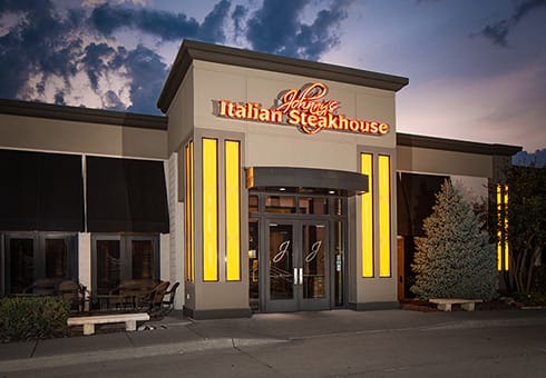 Johnny’s Italian Steakhouse Announces Expansion Plans in Wisconsin